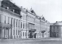 Dvorec_gybernatora_1870.jpg